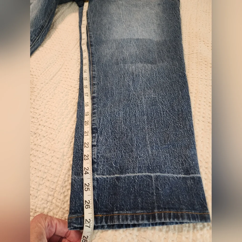 Universal Thread Women's Vintage Straight Classic Blue Denim Jeans Size 16R/33 - Picture 8 of 10